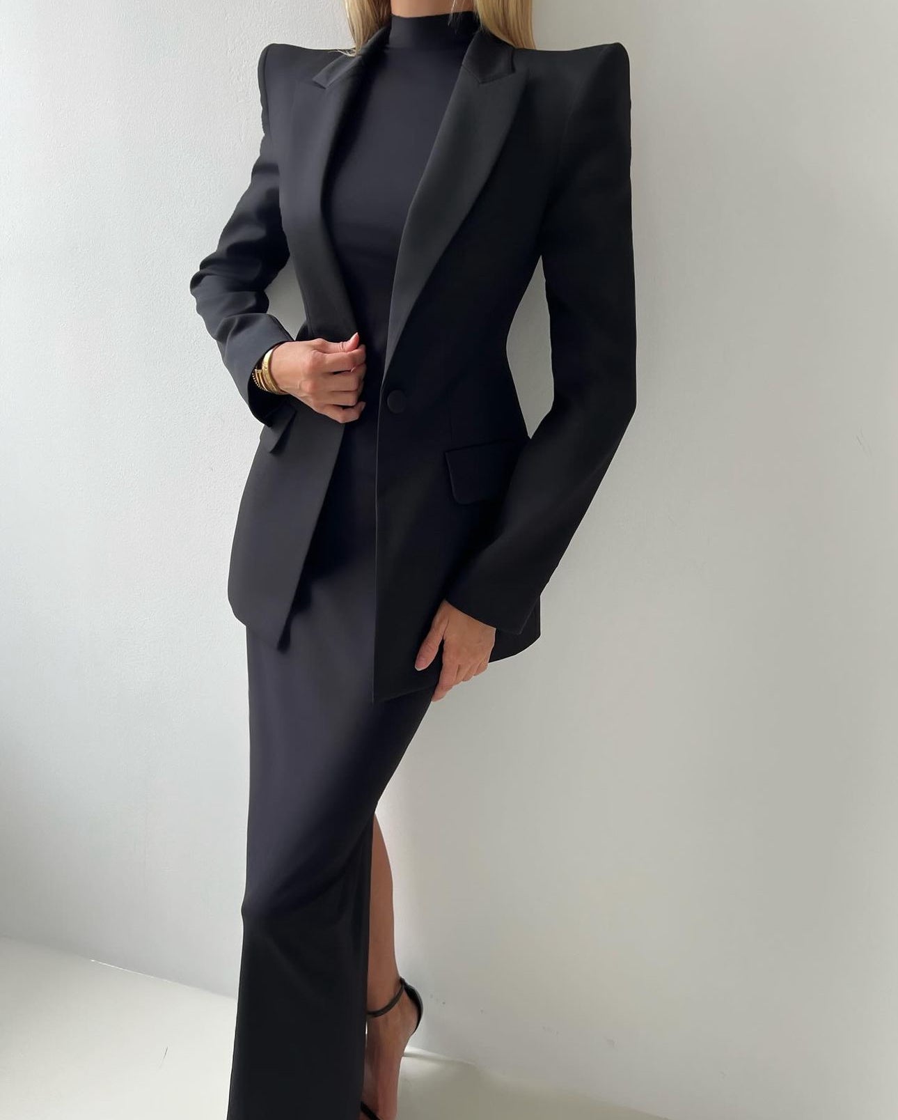 Set Vittoria blazer più tubino smanicato lungo con spacco
