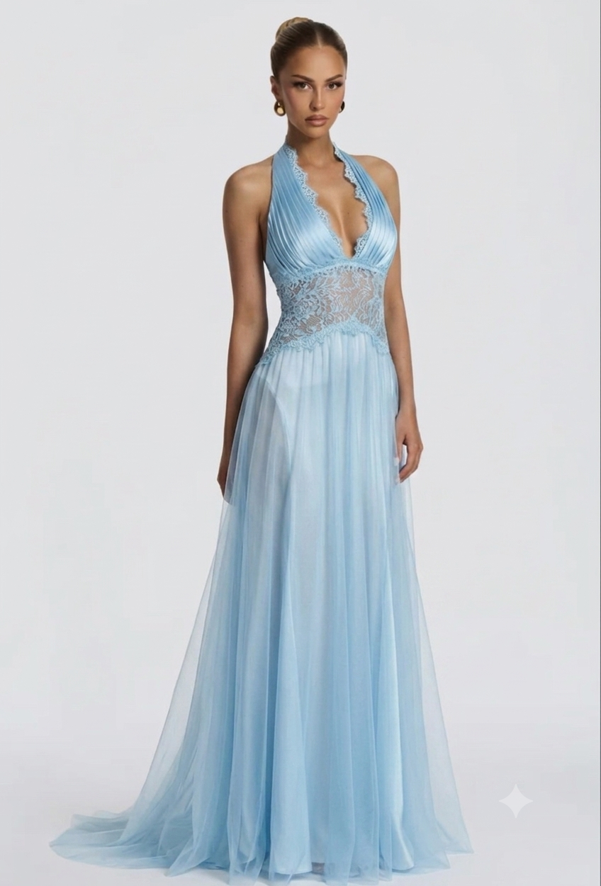 Abito Incanto Lasciati conquistare dall'eleganza fluida di un abito studiato per valorizzare ogni silhouette con una grazia senza tempo. Perfetto per le serate più esclusive, i gala e gli eventi indimenticabili.