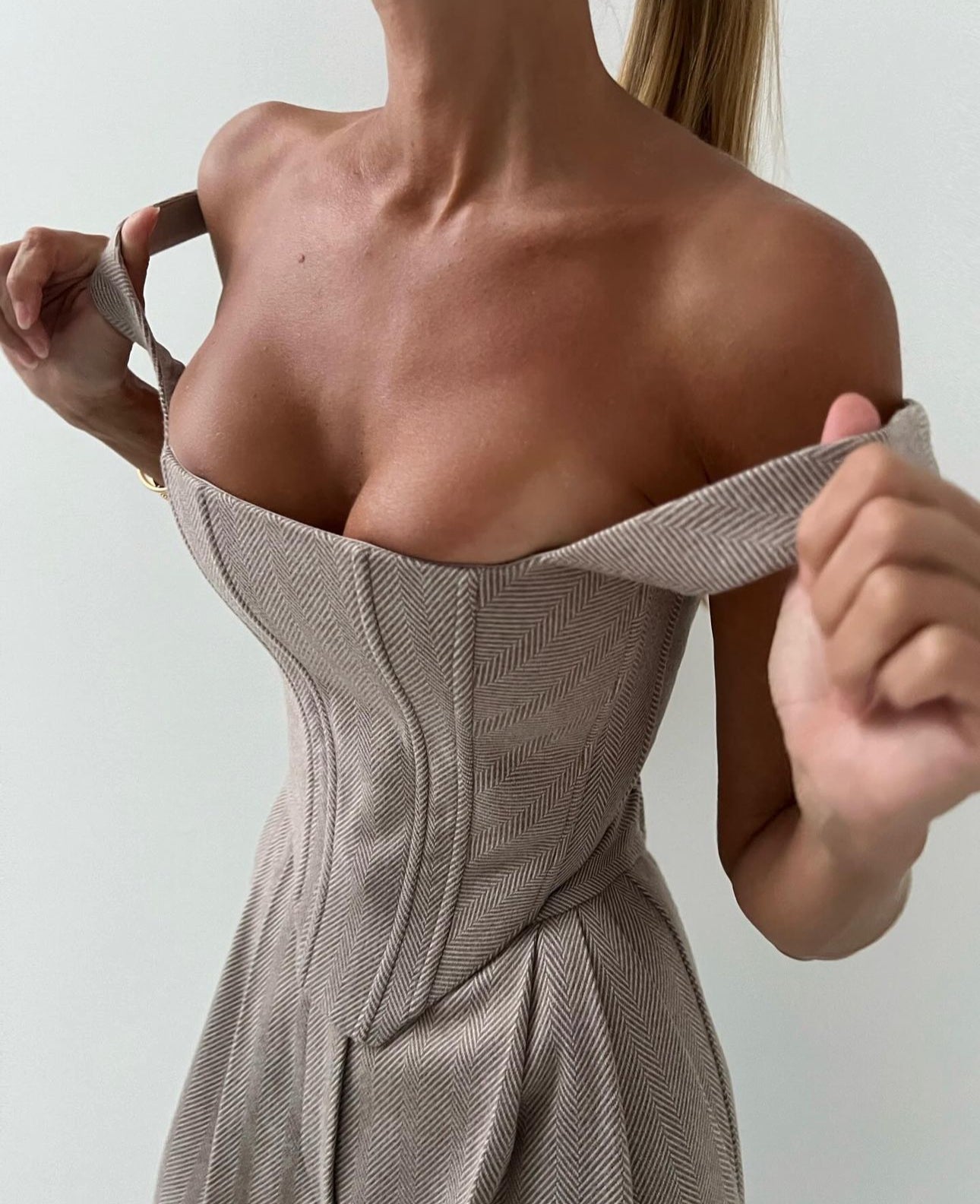 Tailleur NATASHA giacca corpetto pantaloni e cinta in coordinato in lana Made in Italy