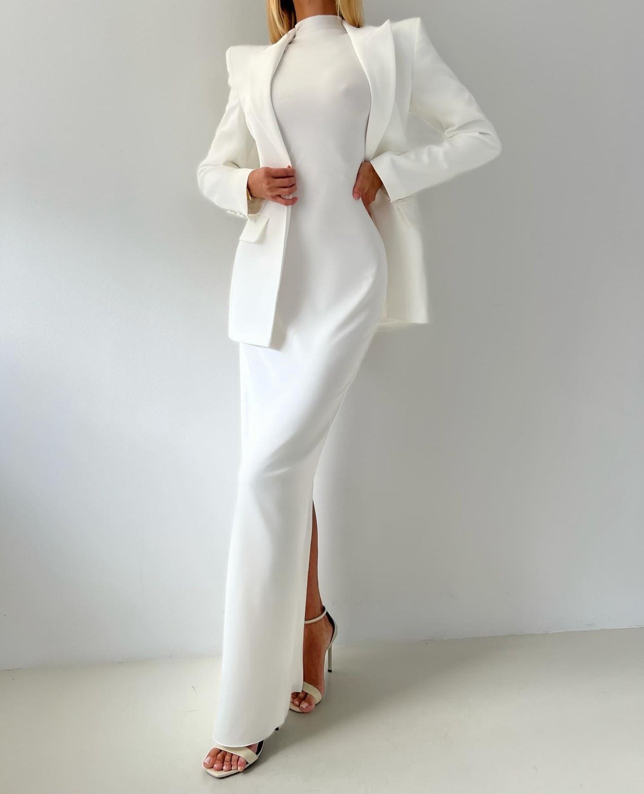 Set Vittoria blazer più tubino smanicato lungo con spacco