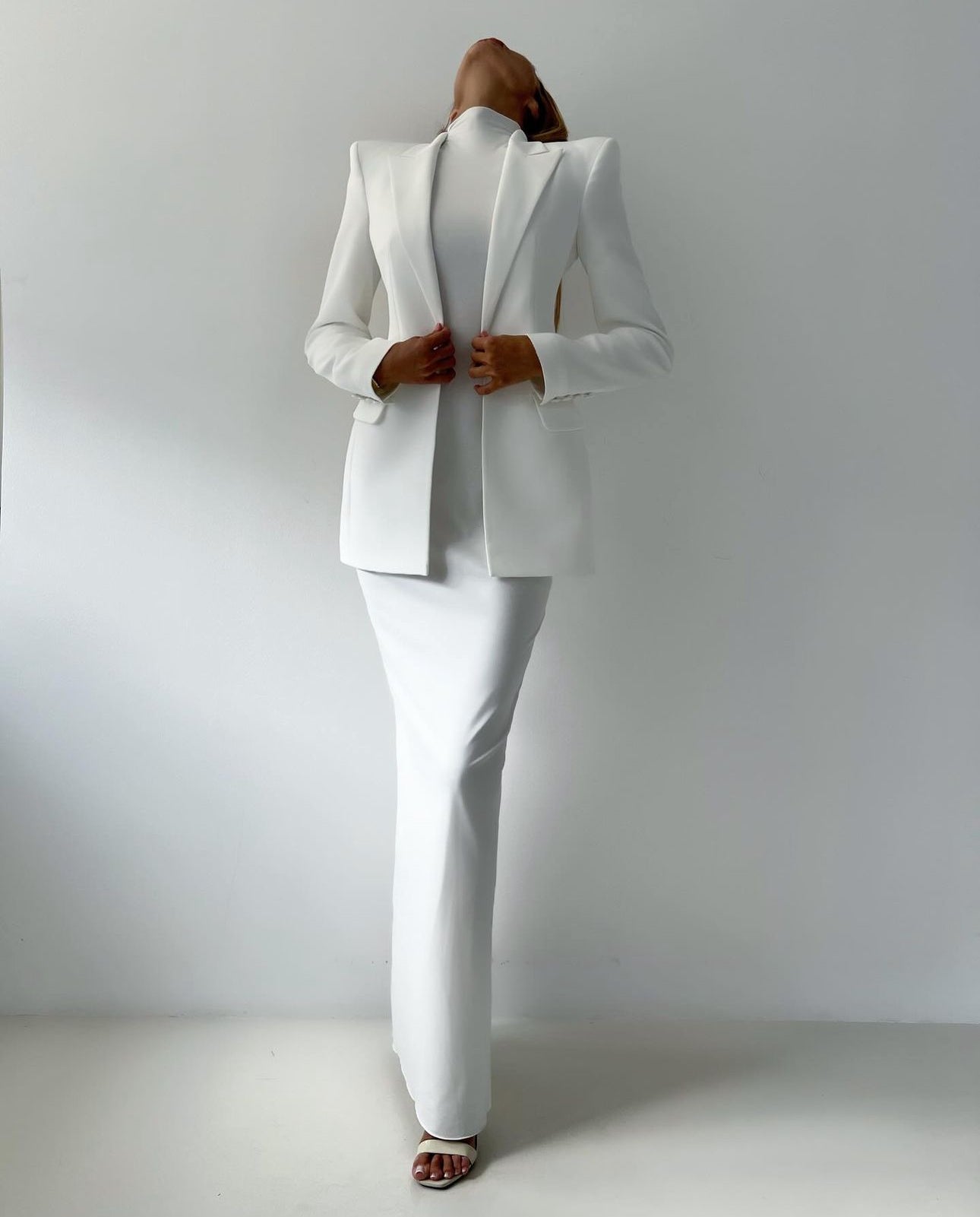 Set Vittoria blazer più tubino smanicato lungo con spacco
