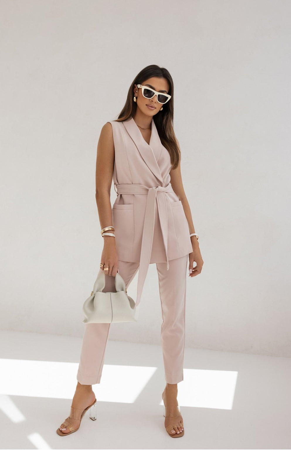 Tailleur STELLA Blazer Smanicato con Cinta e Pantaloni Sigaretta Made in Italy